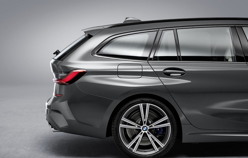 Noua generație BMW Seria 3 Touring: break-ul primește în premieră versiune plug-in hybrid de 252 CP și un portbagaj de 500 de litri - Poza 2