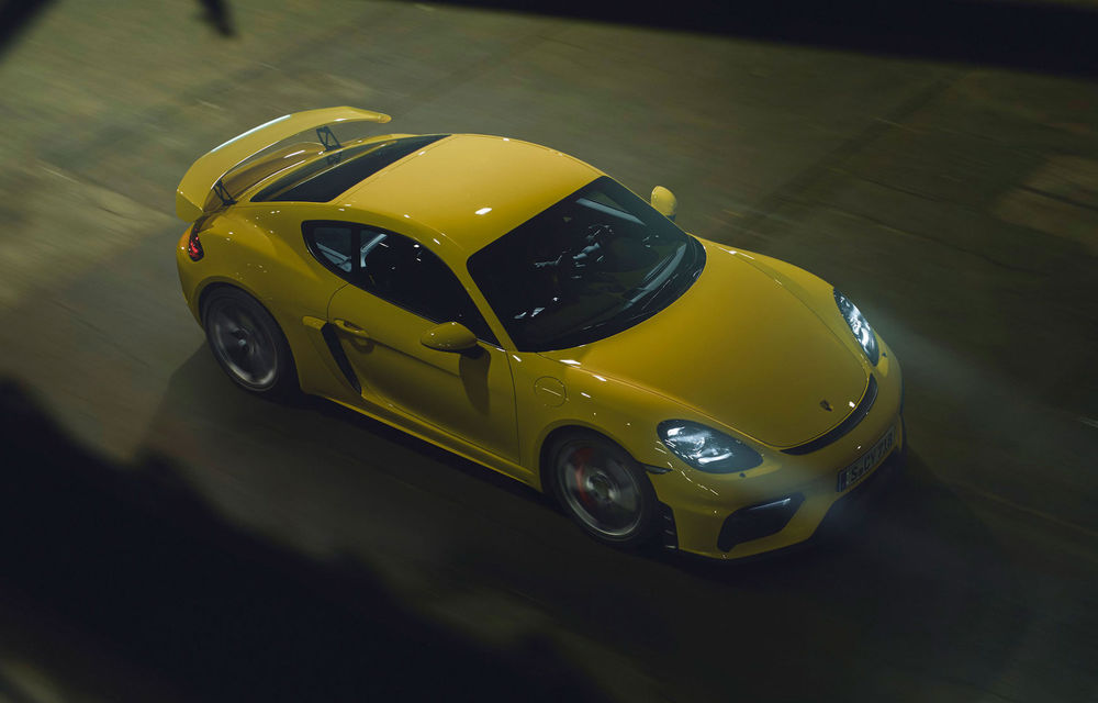 Porsche prezintă noile 718 Spyder și 718 Cayman GT4: motor aspirat cu 6 cilindri de 4.0 litri și 420 de cai putere - Poza 2