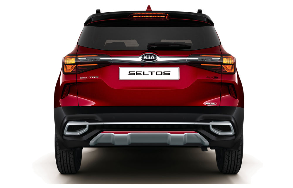 Primele imagini și informații despre Kia Seltos: noul SUV de clasa mică are faruri și stopuri LED și motoare diesel și pe benzină de până la 177 CP - Poza 2