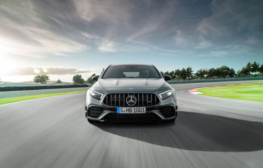 Mercedes a prezentat noile AMG A 45 și AMG CLA 45: motor de 2.0 litri în versiuni de 387 CP și 421 CP - Poza 2