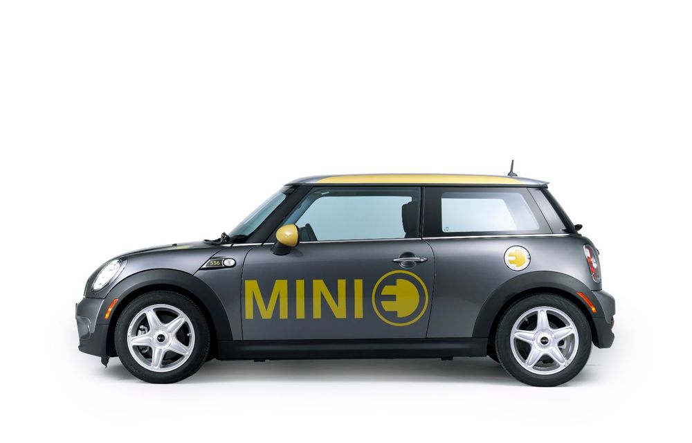 Primele imagini și detalii tehnice pentru Mini Cooper SE: primul Mini electric are motor de 184 de cai putere și autonomie de 235 de kilometri - Poza 2