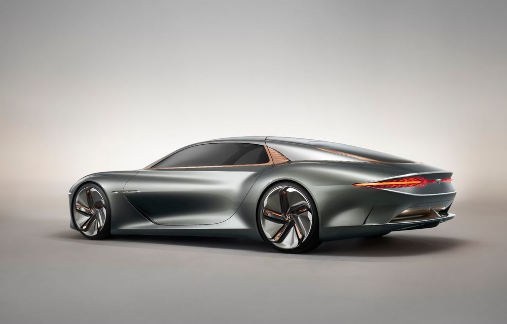 Bentley prezintă conceptul electric EXP 100 GT: autonomie de 700 de kilometri, viteză maximă de 300 km/h și cuplu de 1.500 Nm - Poza 2