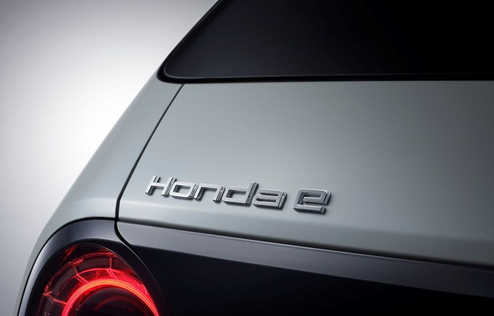 Honda e poate fi comandat în România: primul model electric al constructorului nipon este disponibil doar în varianta de top pentru un preț de pornire de aproape 40.000 de euro - Poza 2