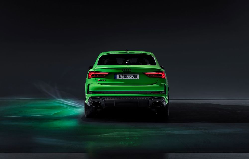 Primele imagini și detalii tehnice despre Audi RS Q3 și RS Q3 Sportback: SUV-urile de performanță au motor de 2.5 litri și 400 de cai putere - Poza 2