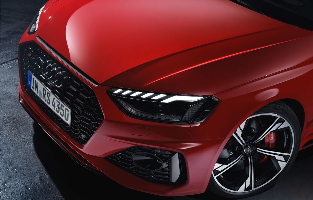Audi prezintă RS4 Avant facelift: mici modificări ale părții frontale și motor V6 biturbo de 2.9 litri care dezvoltă 450 CP și 600 Nm - Poza 2