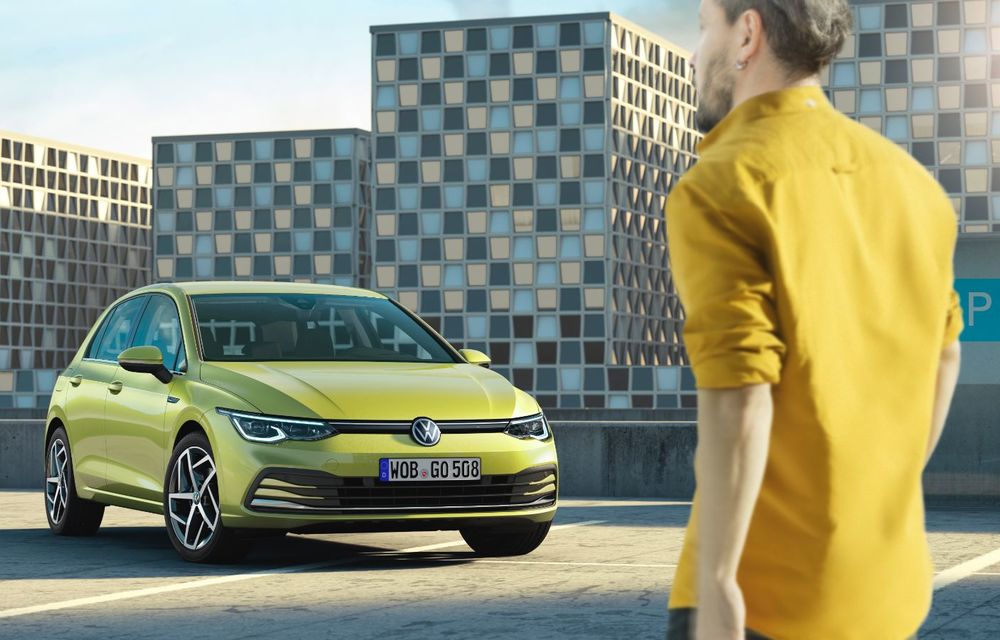 Volkswagen Golf 8 se prezintă oficial: două versiuni hibride plug-in, variante mild-hybrid, dar și TDI-uri dezvoltate de la zero - Poza 2