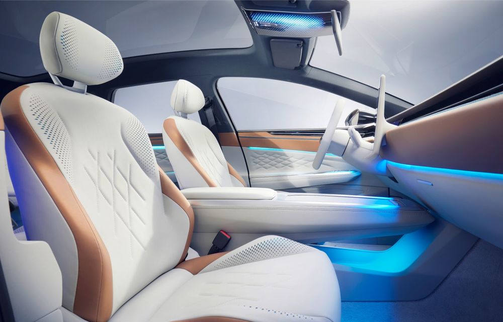 Volkswagen dezvăluie ID Space Vizzion: conceptul electric are 360 de cai putere, autonomie de 560 kilometri și va primi versiune de serie în 2021 - Poza 2