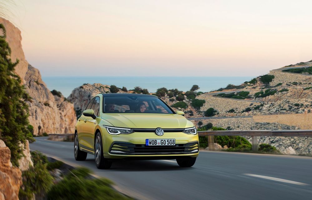 Prețuri Volkswagen Golf 8 în România: hatchback-ul compact pleacă de la 19.000 de euro - Poza 2