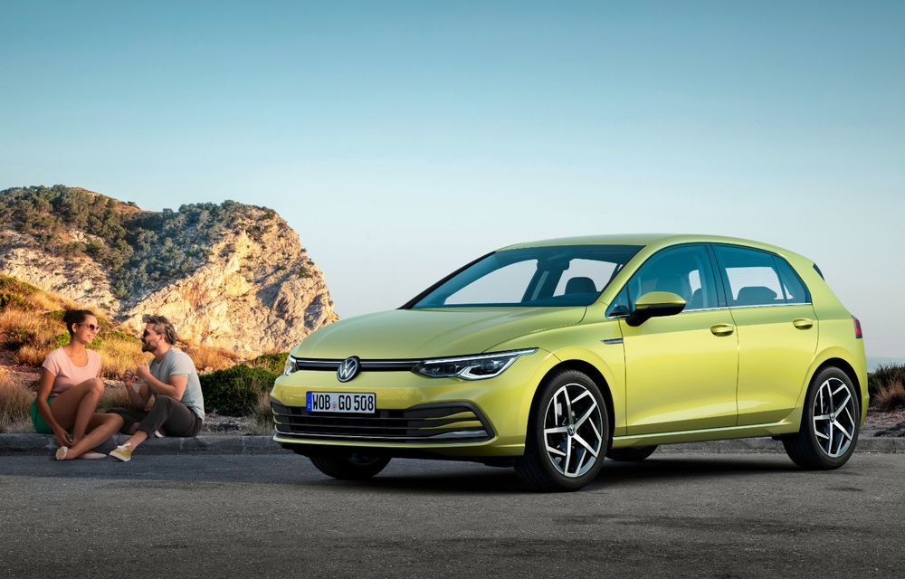 Prețuri Volkswagen Golf 8 în România: hatchback-ul compact pleacă
