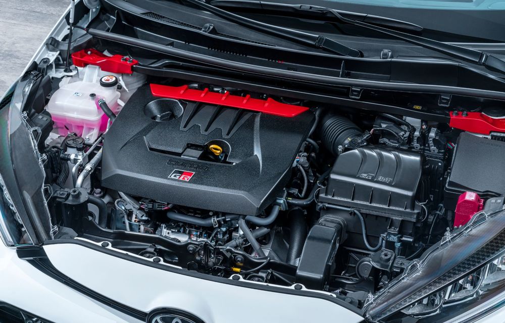 Toyota a prezentat noul Hot Hatch GR Yaris: motor cu trei cilindri cu 261 CP și sistem de tracțiune integrală - Poza 2