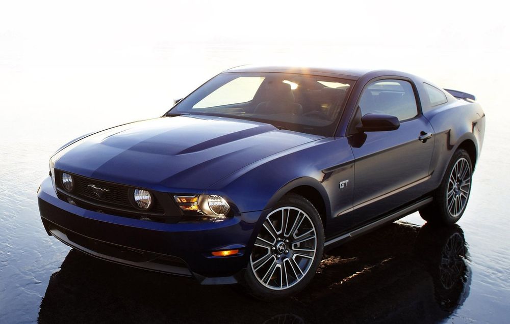 Ford USA Mustang Coupe (2010)