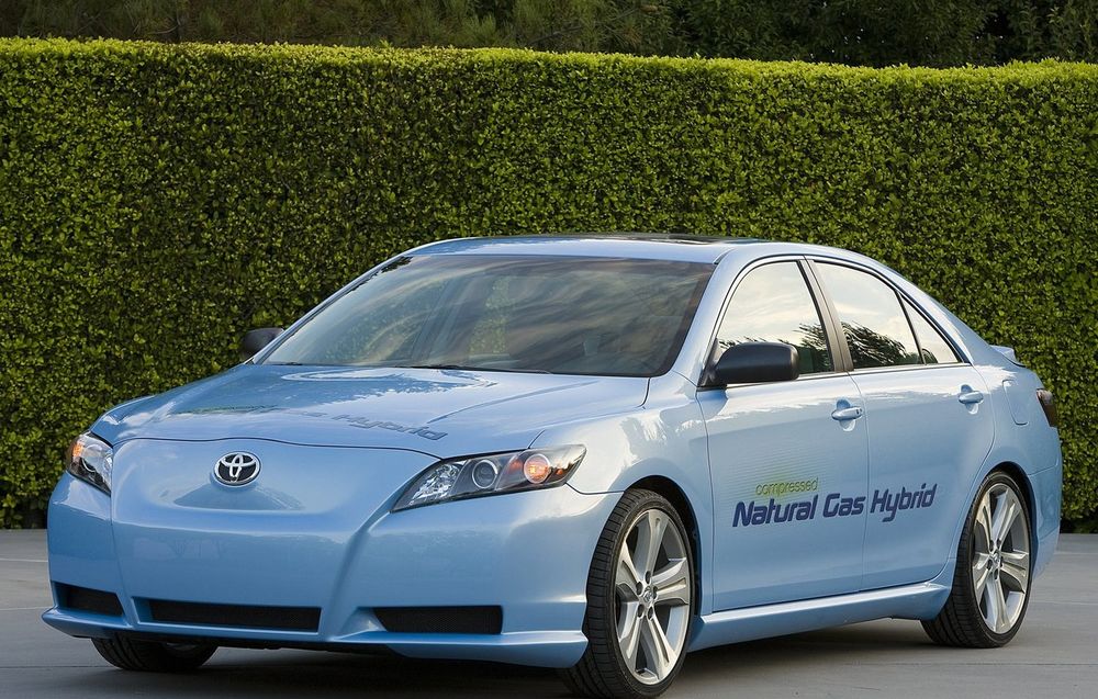 Toyota Camry CNG Hybrid Concept
