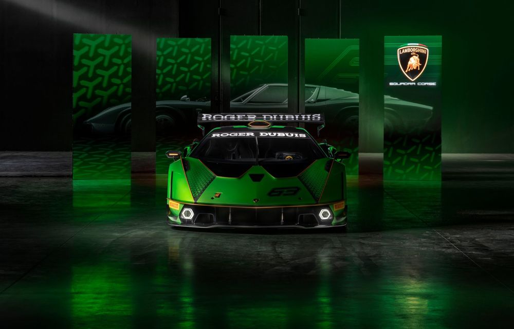 Lamborghini a prezentat noul Essenza SCV12: hypercar-ul va fi disponibil în 40 de unități și va fi echipat cu cel mai puternic motor V12 din istoria companiei - Poza 2
