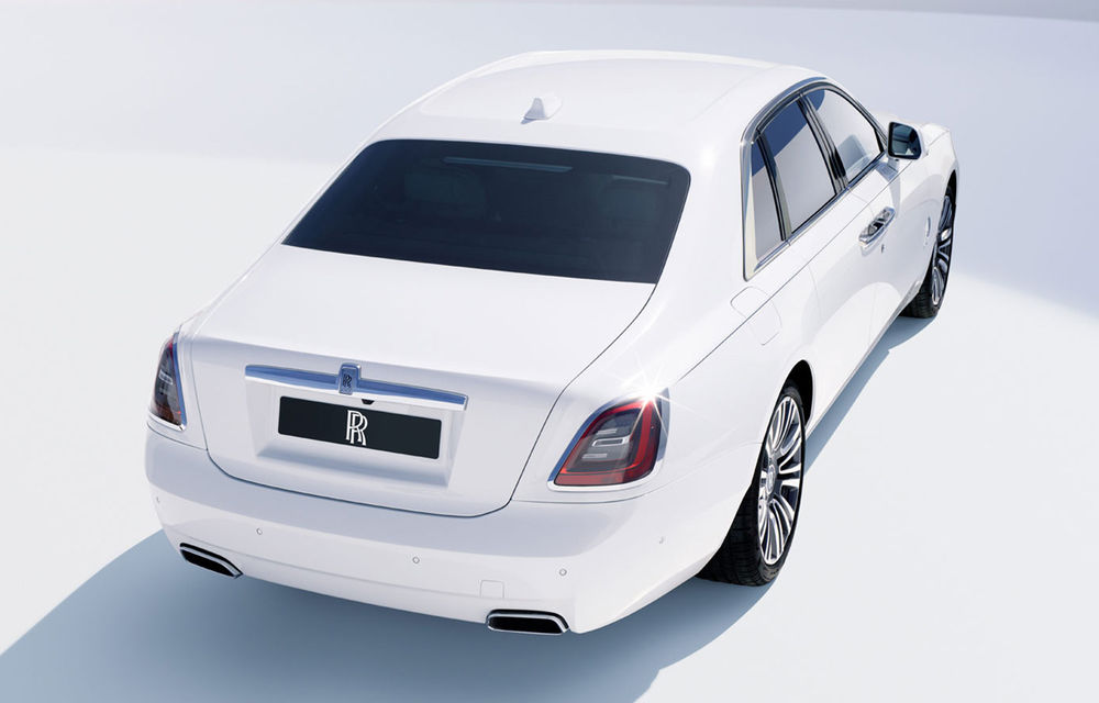 Noua generație Rolls-Royce Ghost: schimbări minore de design, platformă nouă, interior &quot;înstelat&quot; și motor de 6.8 litri și 571 de cai putere - Poza 5