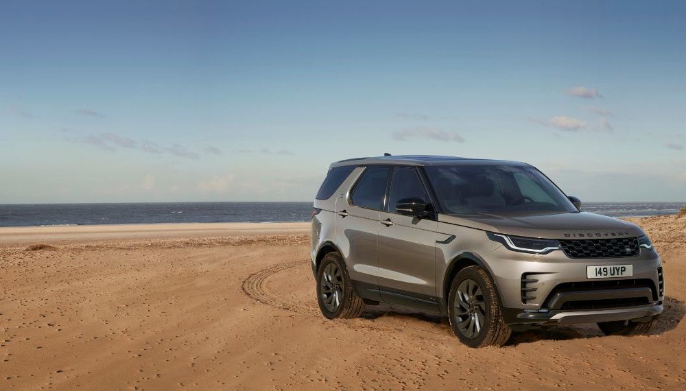 Land Rover prezintă Discovery facelift: modificări subtile de design, sistem de infotainment de 11.4 inch și motorizări mild-hybrid - Poza 5