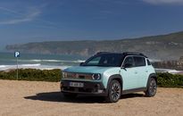 Poze Renault 4 E-Tech Electric