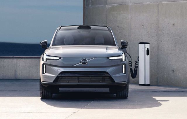 Volvo EX90